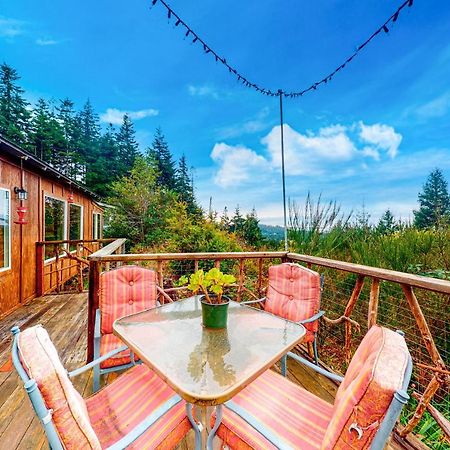 Hummingbird Hideout Villa Port Orford Exterior photo