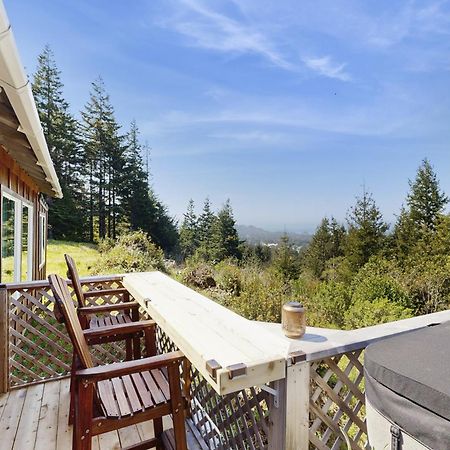 Hummingbird Hideout Villa Port Orford Exterior photo