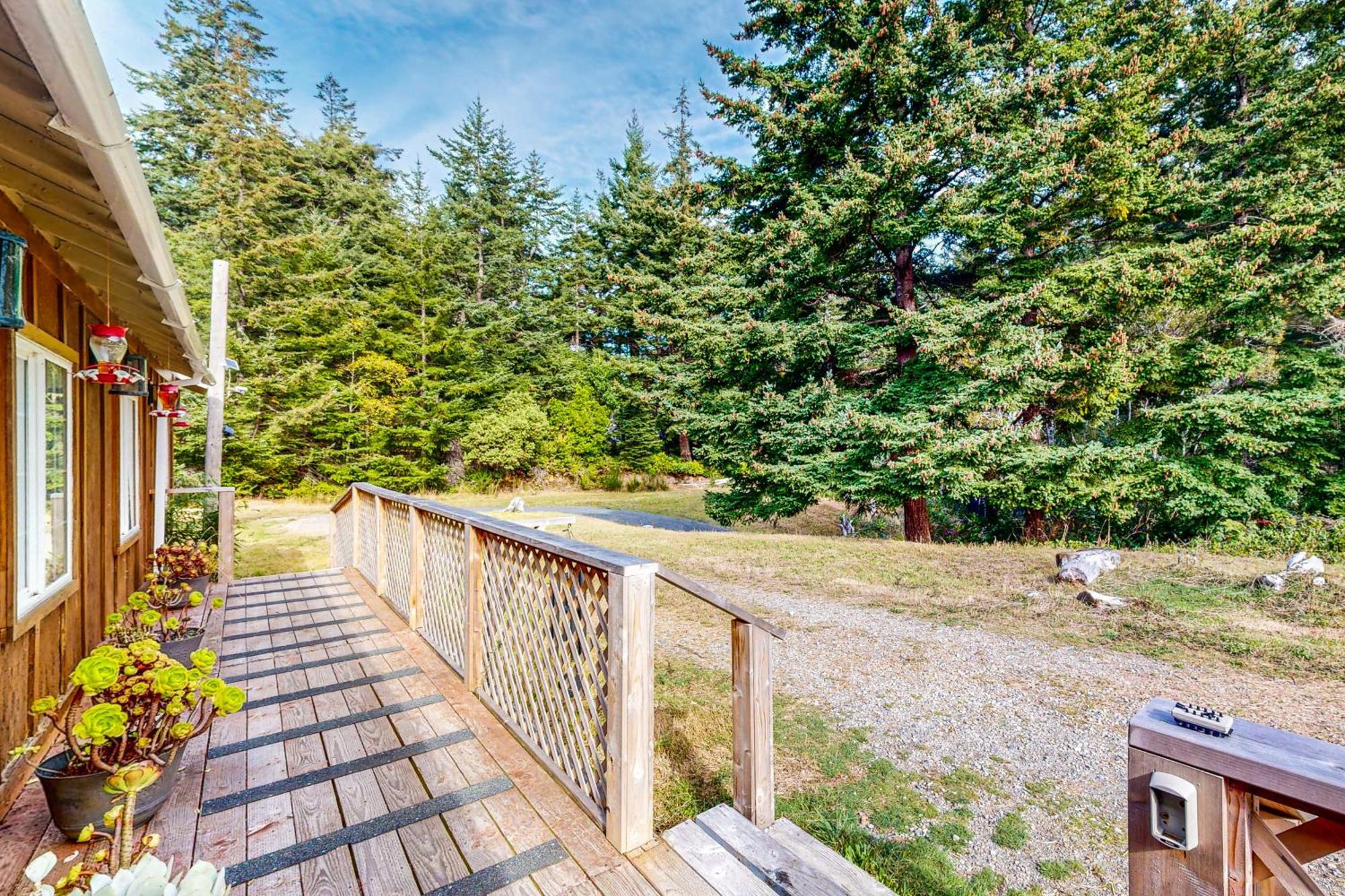 Hummingbird Hideout Villa Port Orford Exterior photo